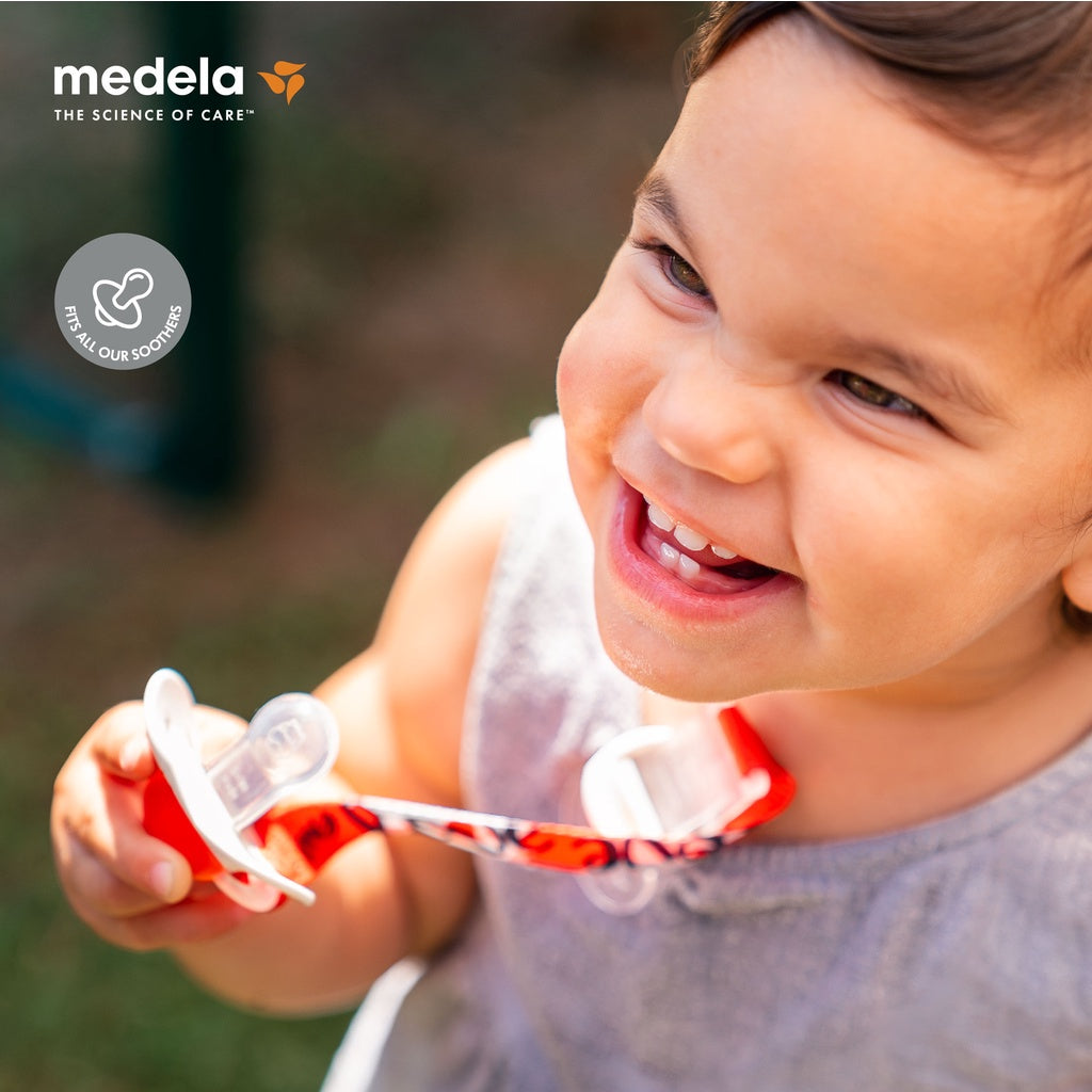 Medela Bpa-Free Pacifier Clip Holder With Universal Design Fits Most Pacifier & Opens With One Hand
