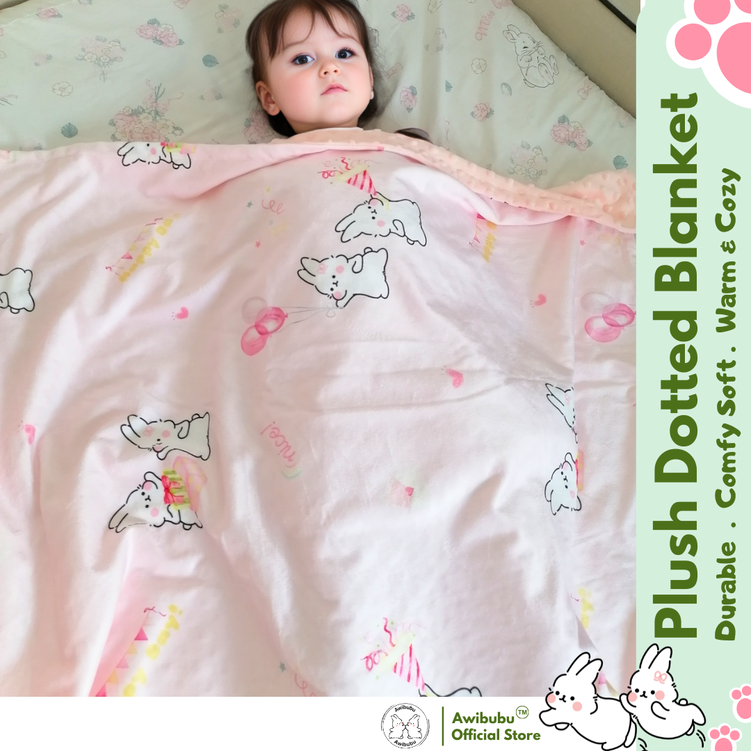 Awibubu Plush Dotted Blanket
