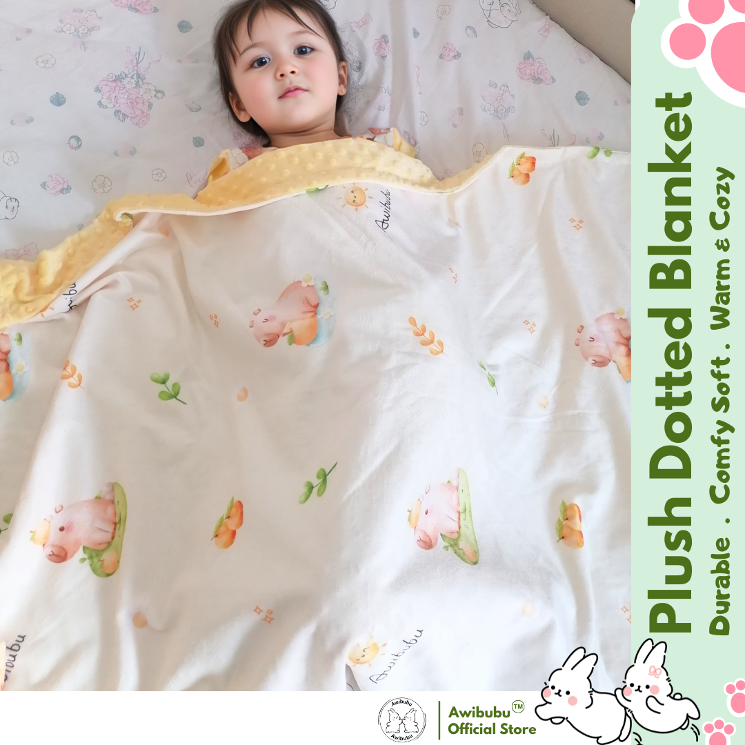 Awibubu Plush Dotted Blanket