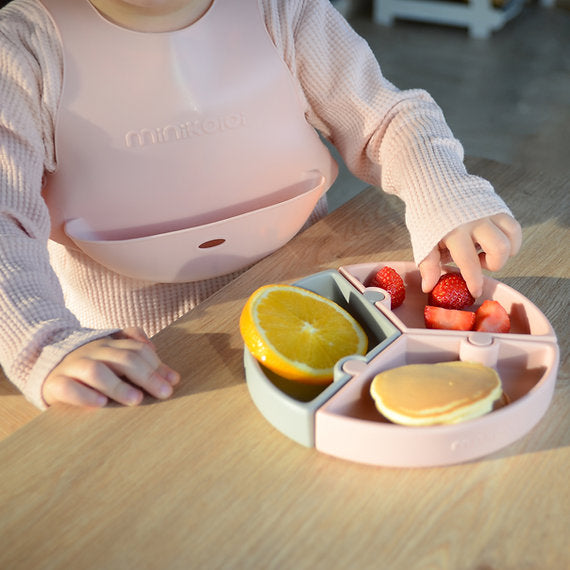 Minikoioi Flexi Bib Silicone Feeding Bib
